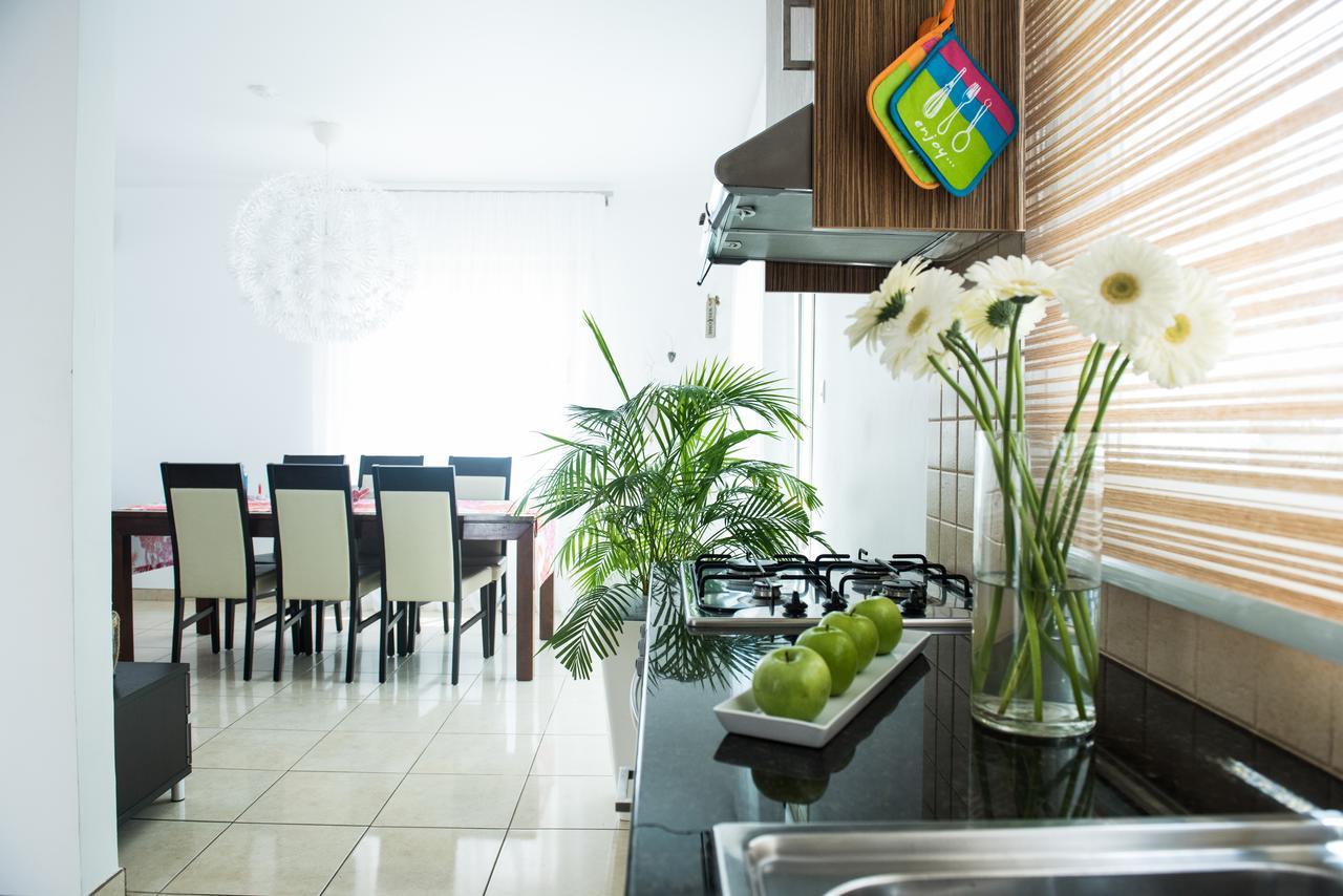 Green Bay Villas Aya Napa Dış mekan fotoğraf